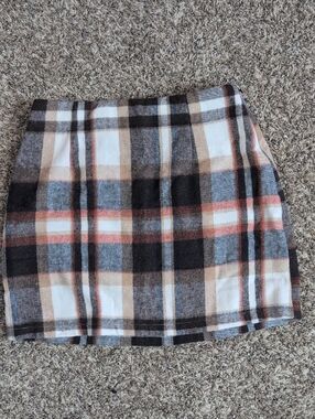 Plaid Mini Skirt in Black, Cream & Tan